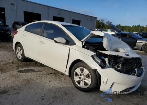 2017 Kia Forte Lx из США, поврежденный, VIN 3KPFK4A74HE027440